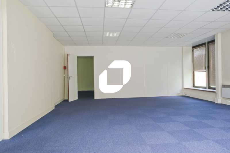 A louer Bureaux 719m² Croissy beaubourg