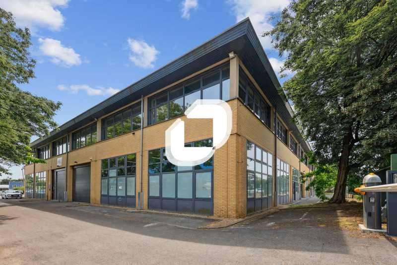 A louer Local d'activité 639m² Villejuif