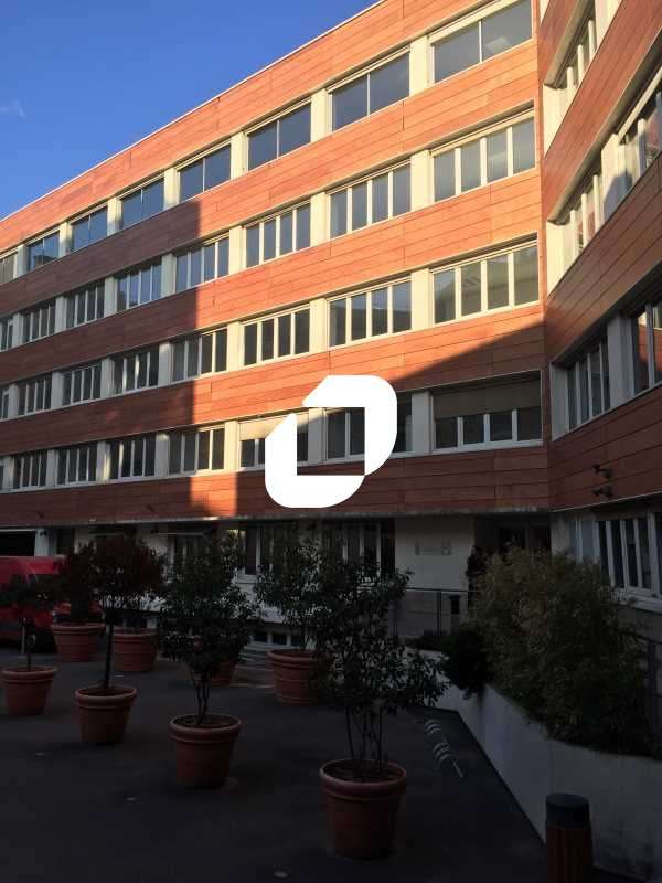 A louer Local d'activité 4211m² Saint denis