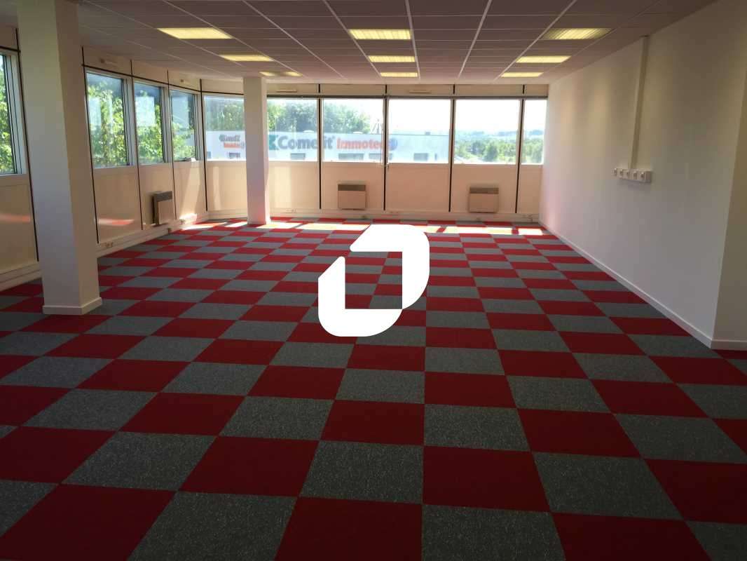 A louer Bureaux 87m² Creteil