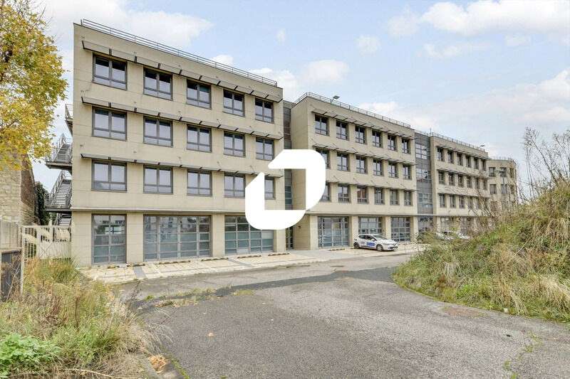 A louer Bureaux 213m² Arcueil