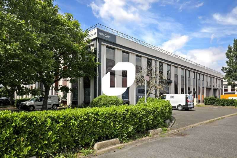 A louer Bureaux 604m² Villebon sur yvette
