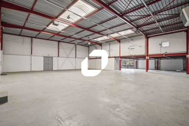 A louer Local d'activité 2258m² Creteil