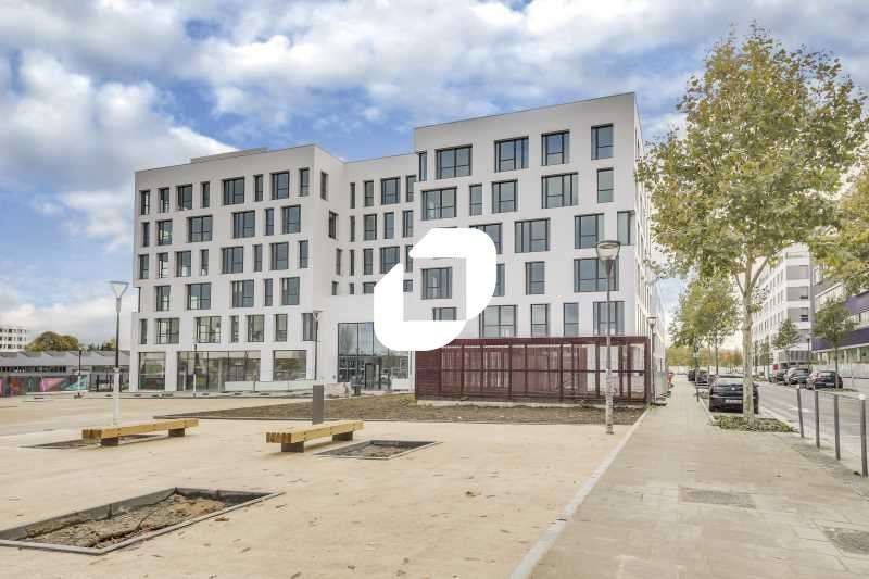 A louer Bureaux 744m² Massy