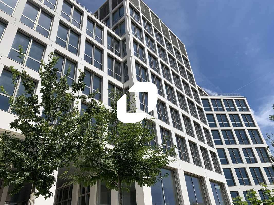 A louer Bureaux 6468m² Aubervilliers
