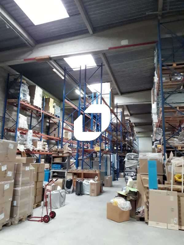 A louer Local d'activité 965m² L'hay les roses