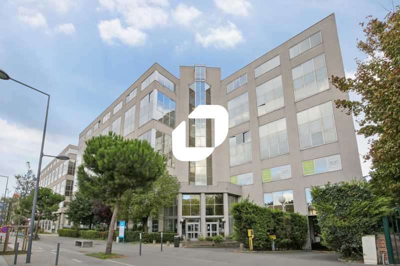 A louer Bureaux 1696m² Villejuif