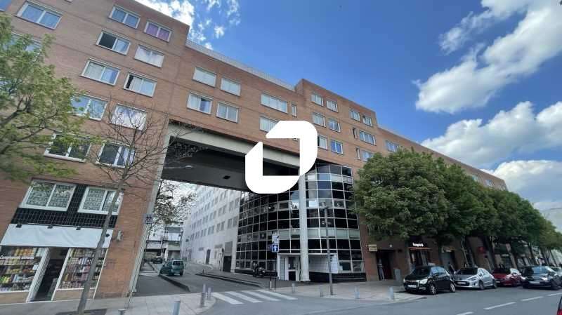 A louer Bureaux 2552m² Evry courcouronnes