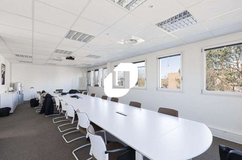 A louer Bureaux 118m² Bron