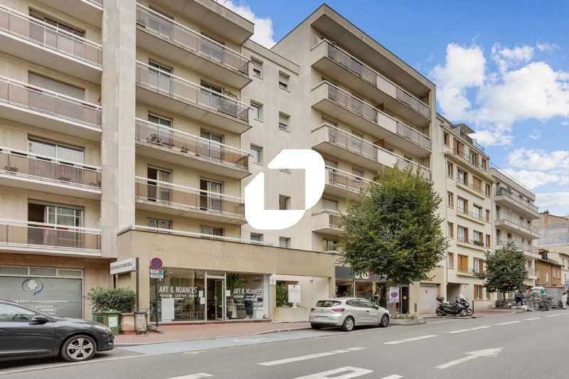 A louer Bureaux 71m² Clamart