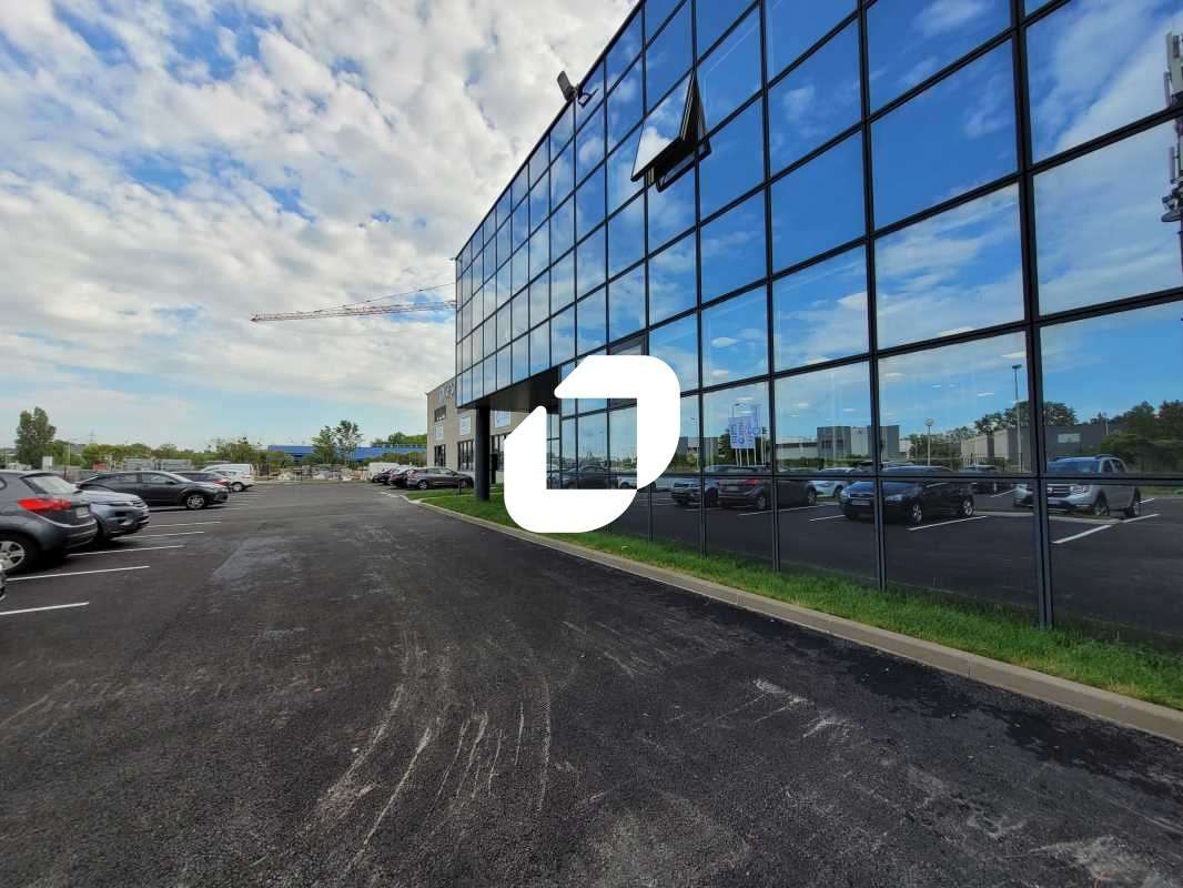 A louer Bureaux 900m² Evry courcouronnes