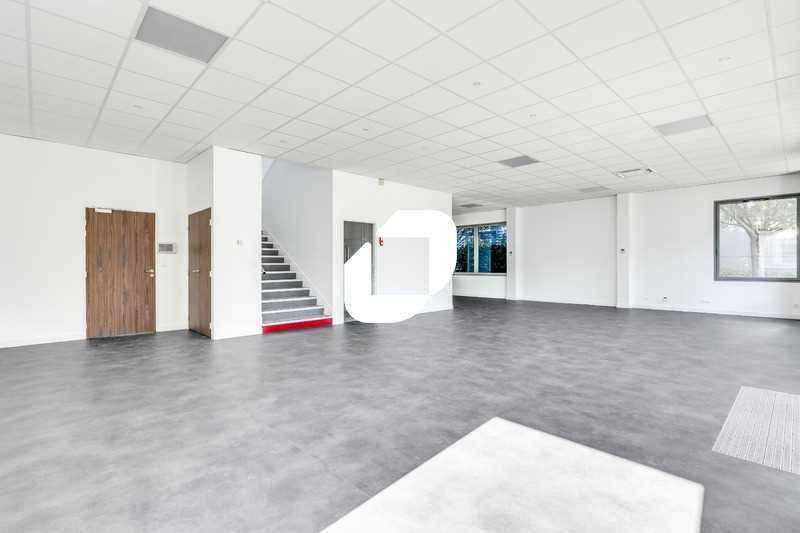 A louer Local d'activité 6808m² Le blanc mesnil