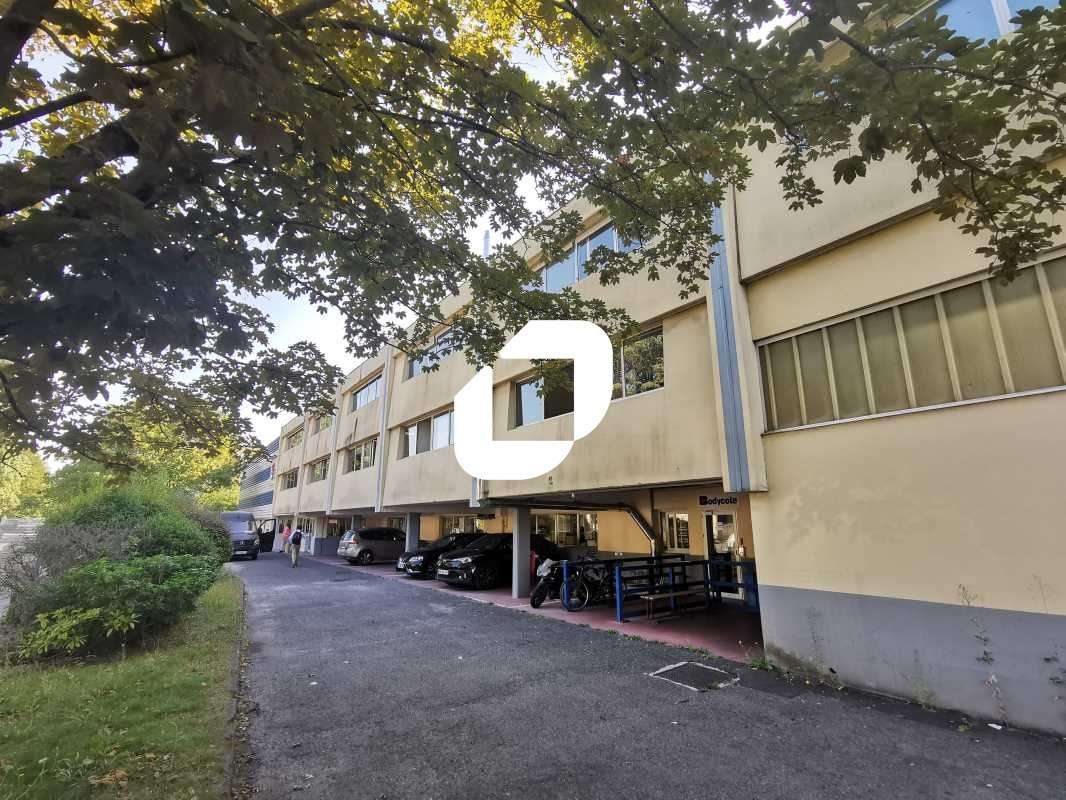A louer Bureaux 445m² Neuilly sur marne