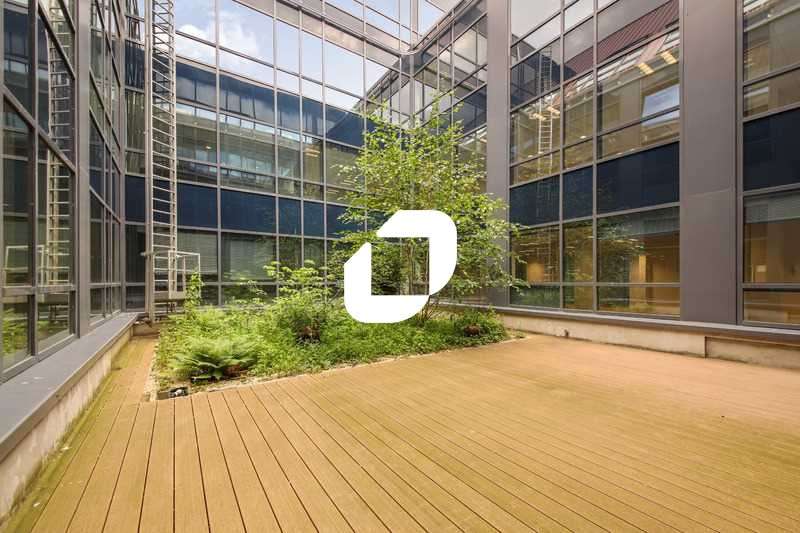 A louer Bureaux 2720m² Aubervilliers
