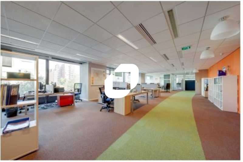A louer Bureaux 7041m² Montreuil