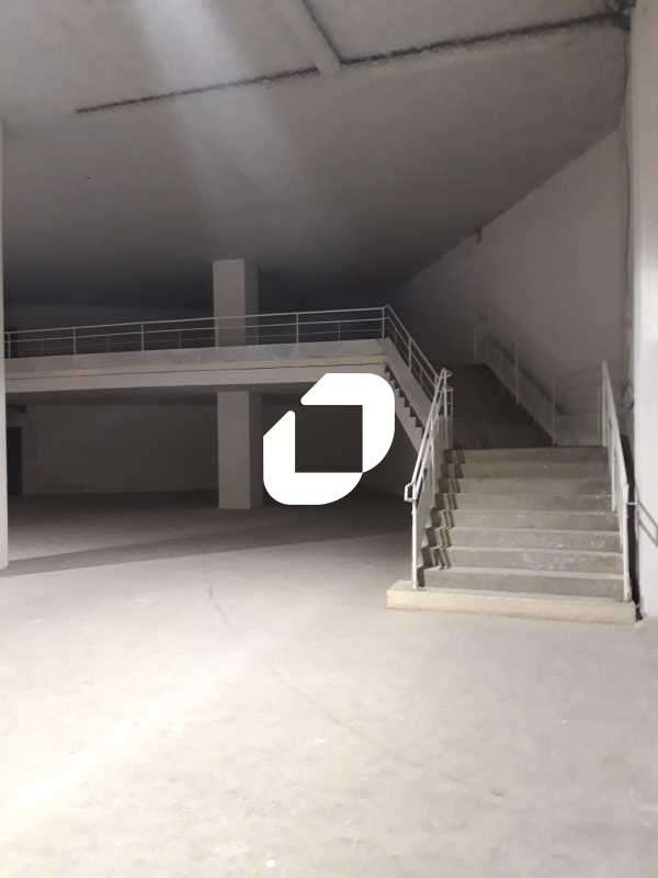 A louer Local d'activité 1130m² Saint cloud