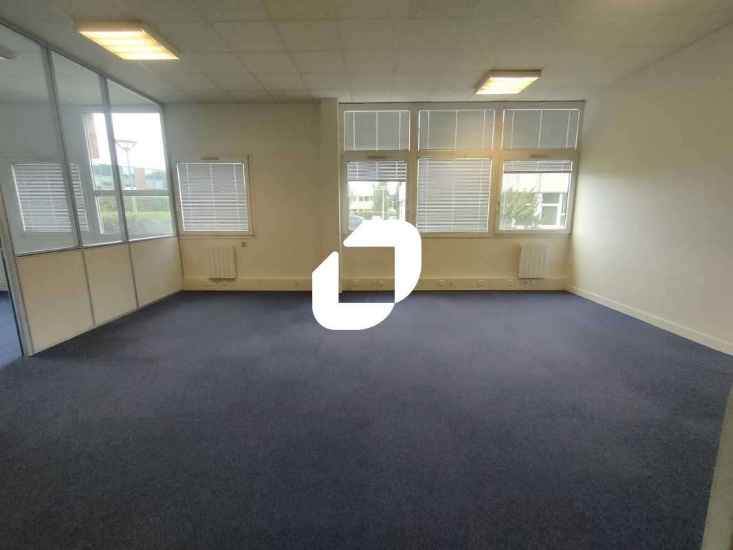 A louer Bureaux 100m² Bievres