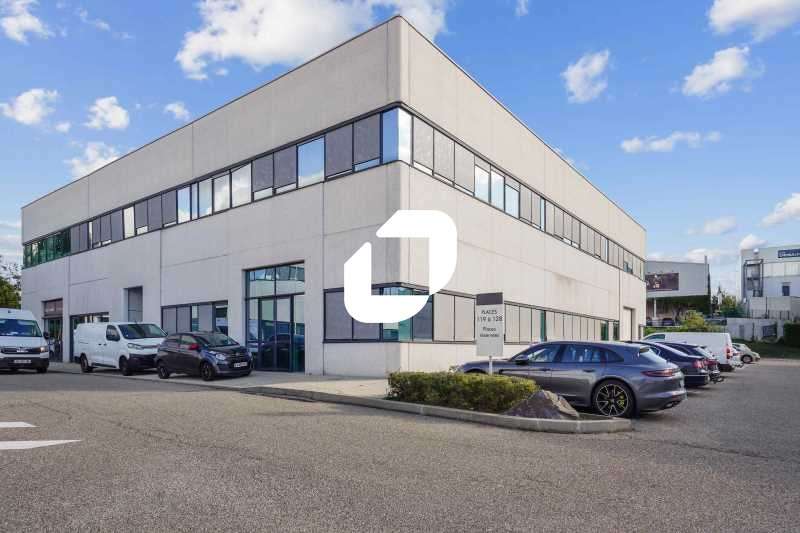 A louer Bureaux 324m² Champagne au mont d'or