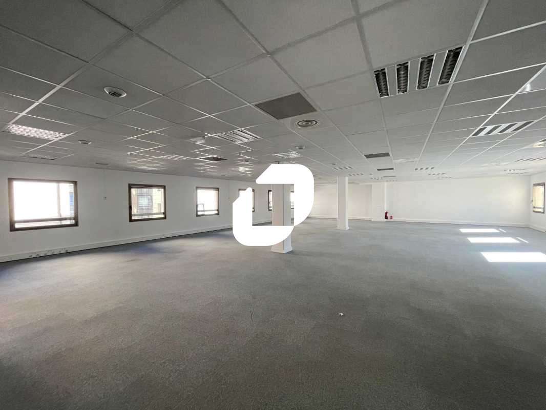 A louer Bureaux 1180m² Lyon