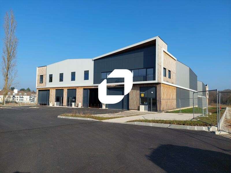 Vente Local d'activité 13798m² Plaisir