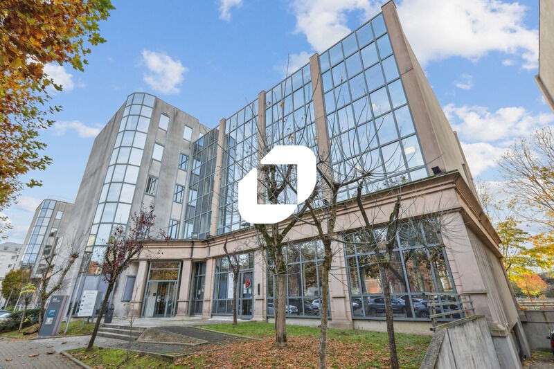 A louer Bureaux 927m² Neuilly plaisance