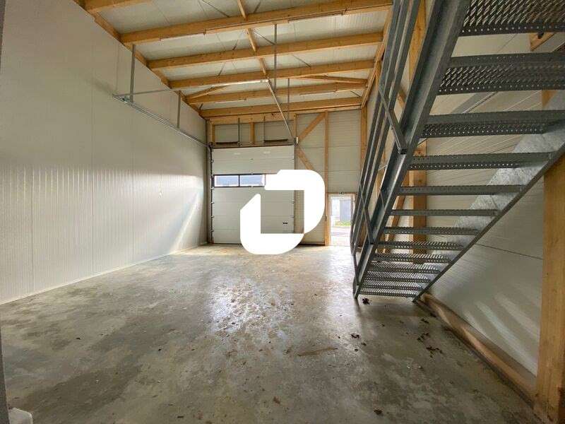 A louer Local d'activité 481m² Maurepas