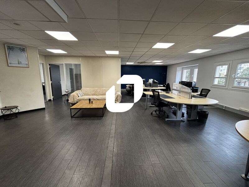 A louer Bureaux 249m² Ris orangis