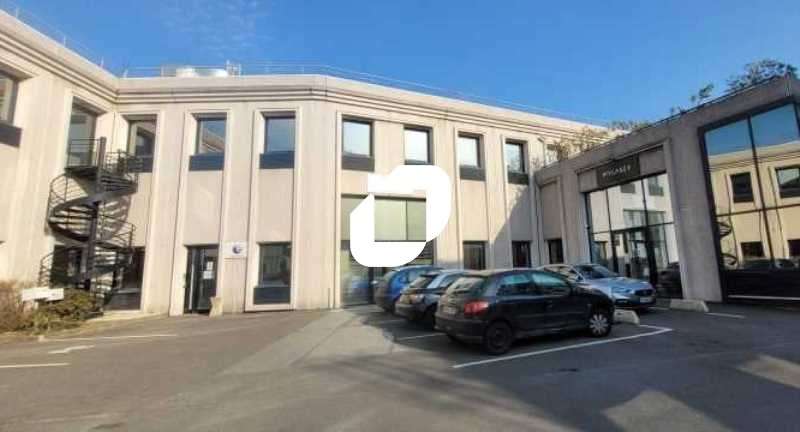 A louer Bureaux 1635m² Saint denis