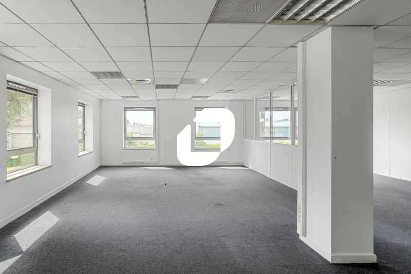 A louer Bureaux 160m² Limonest