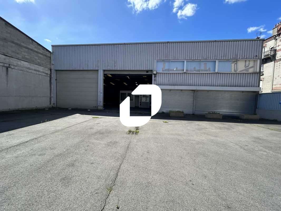 A louer Local d'activité 2071m² Aubervilliers