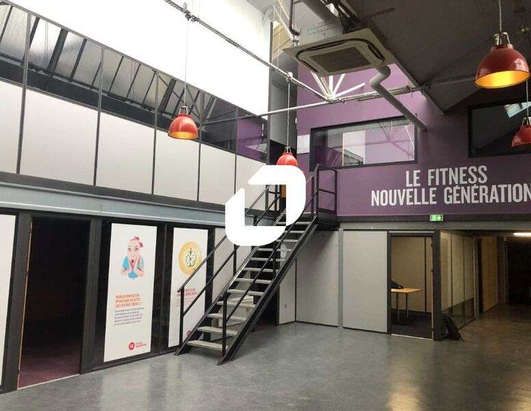 A louer Bureaux 756m² Montreuil