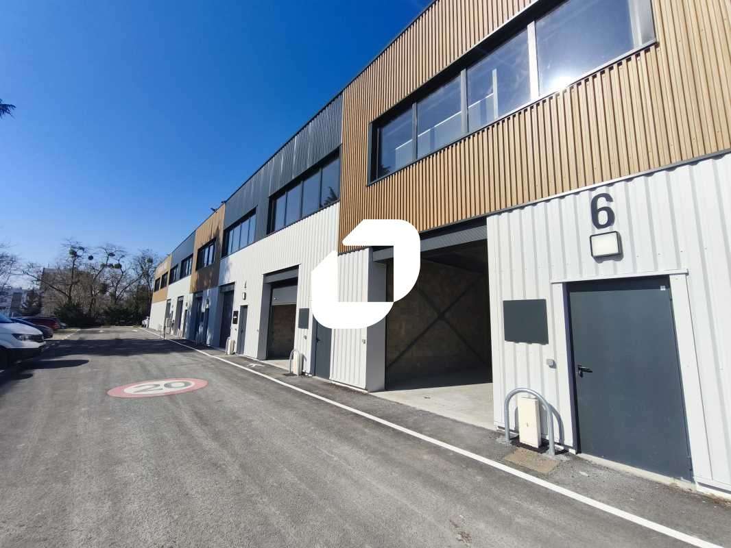 A louer Local d'activité 2260m² Neuilly plaisance