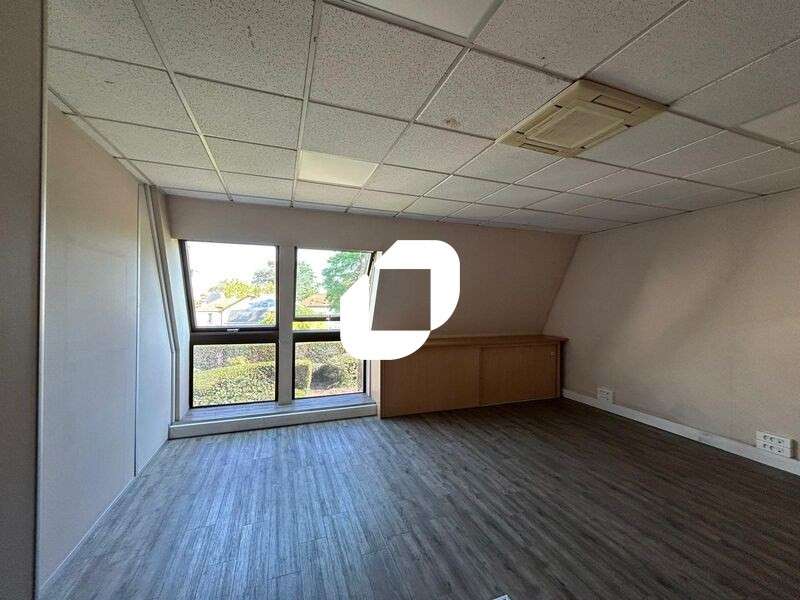 A louer Bureaux 228m² Villejuif