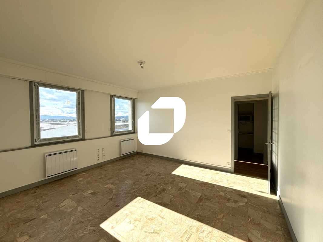 A louer Bureaux 267m² Caluire et cuire