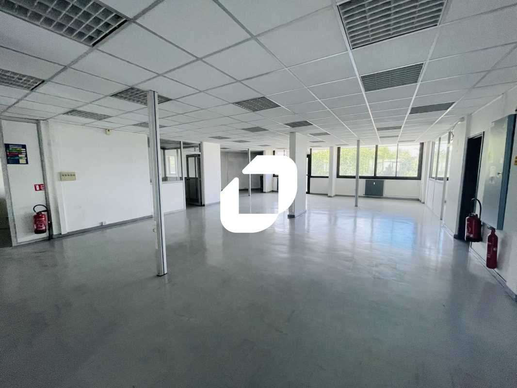 Vente Bureaux 220m² Melun