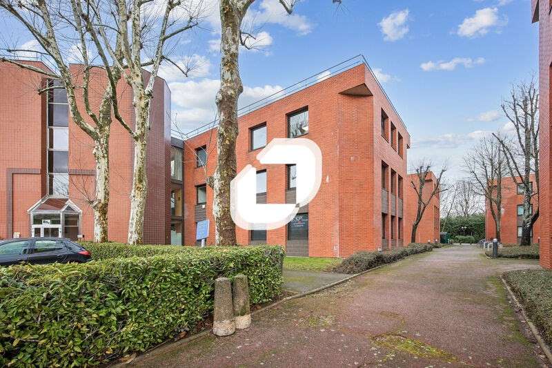 Vente Bureaux 347m² Montigny le bretonneux