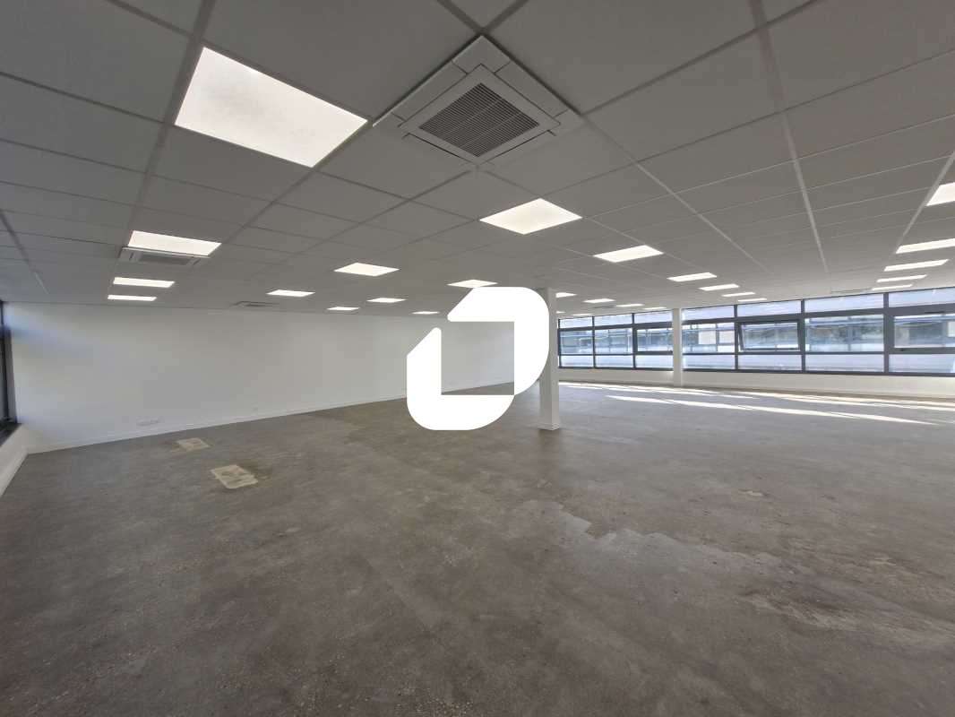 A louer Bureaux 140m² Croissy beaubourg