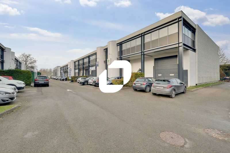 A louer Local d'activité 1146m² Elancourt