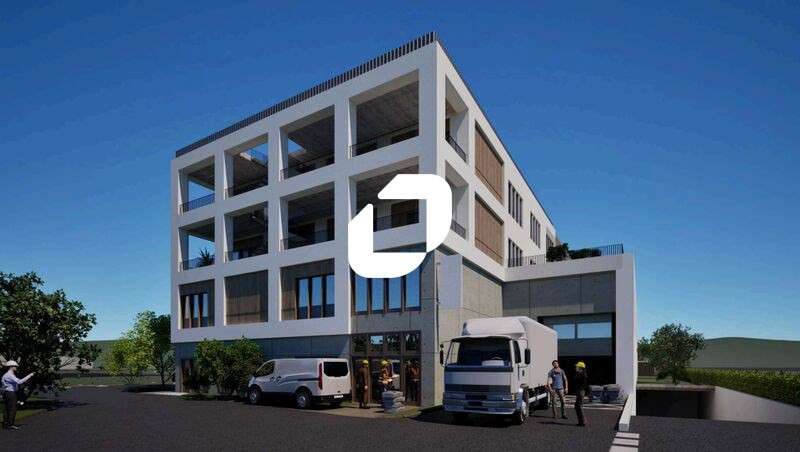 Vente Local d'activité 1715m² Genas