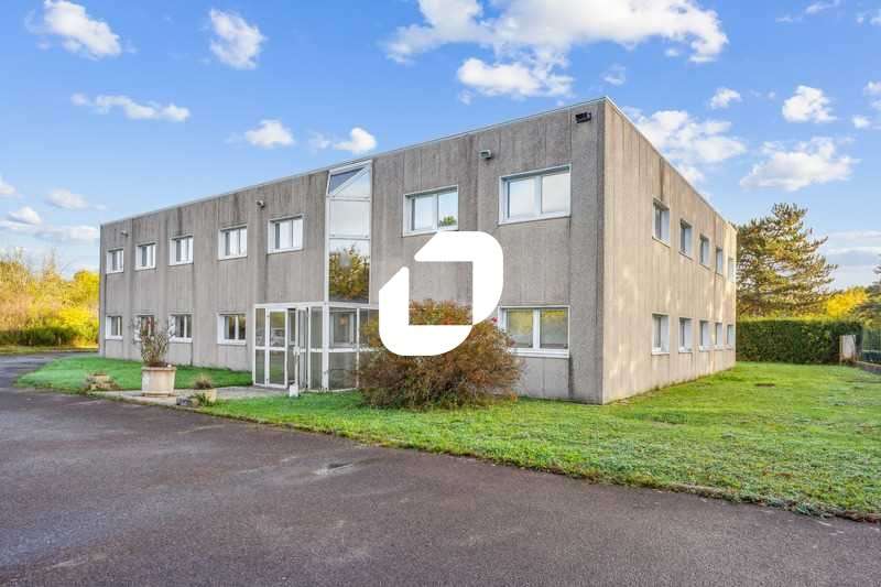 A louer Bureaux 377m² Nozay
