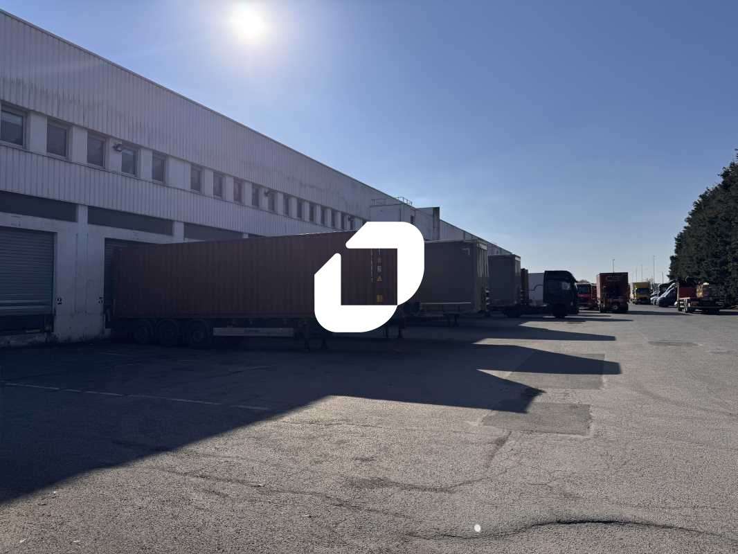 A louer Local d'activité 5378m² Fretin