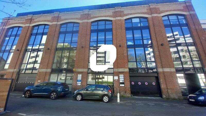 A louer Bureaux 118m² La madeleine
