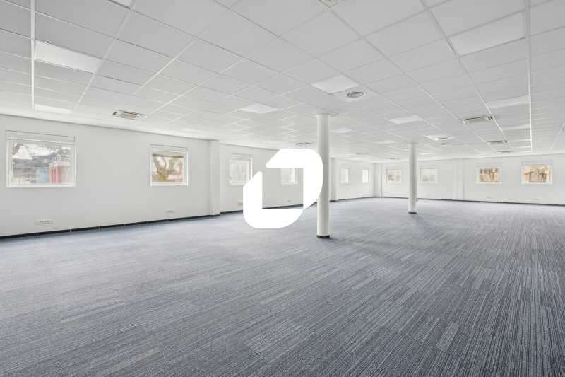 A louer Bureaux 626m² Villeneuve la garenne