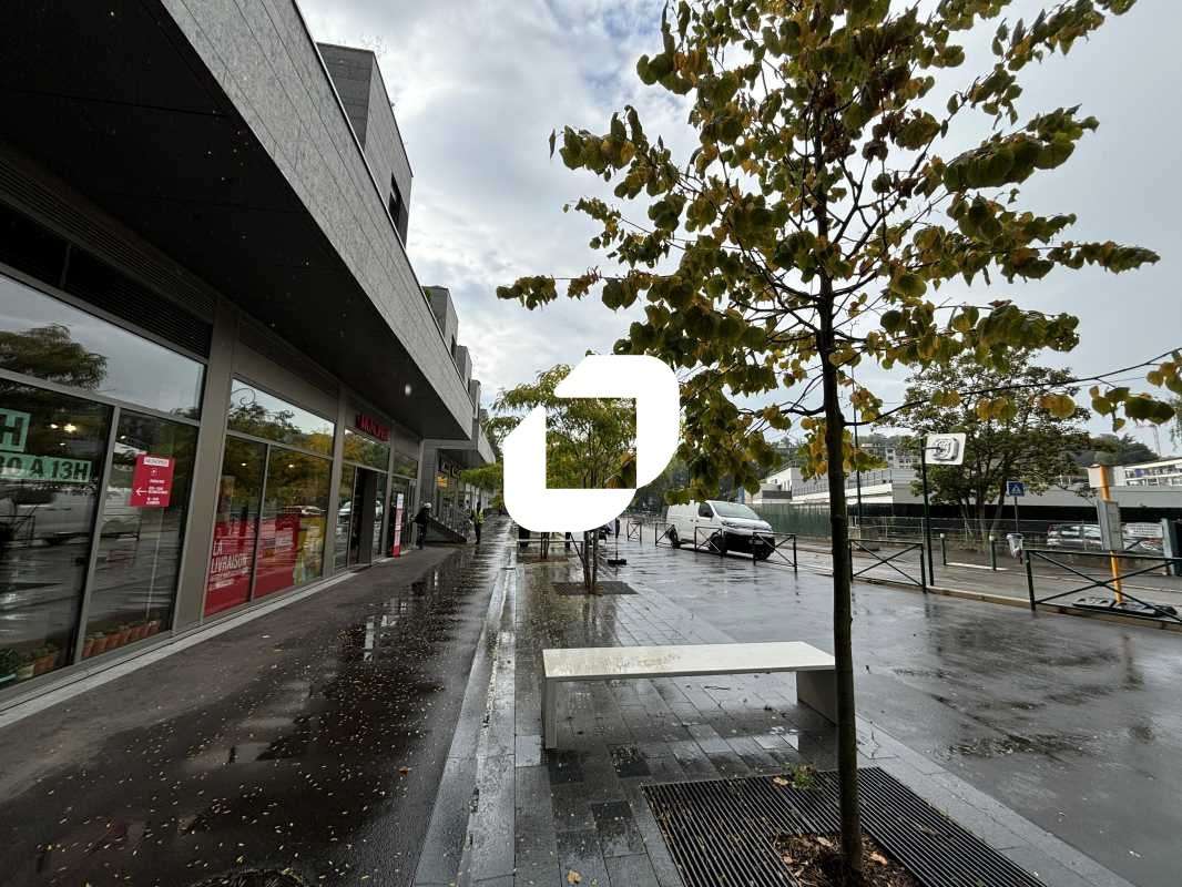 A louer Local commercial 1376m² Ville d'avray