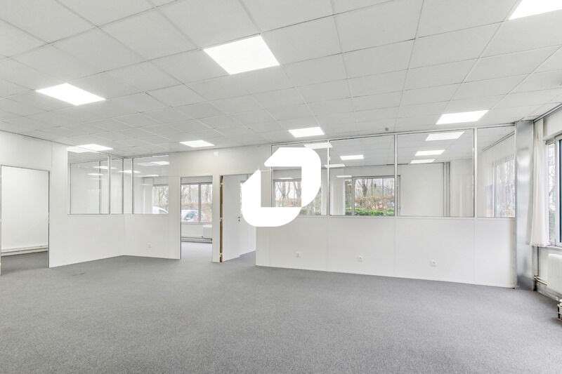 A louer Bureaux 407m² Villepinte