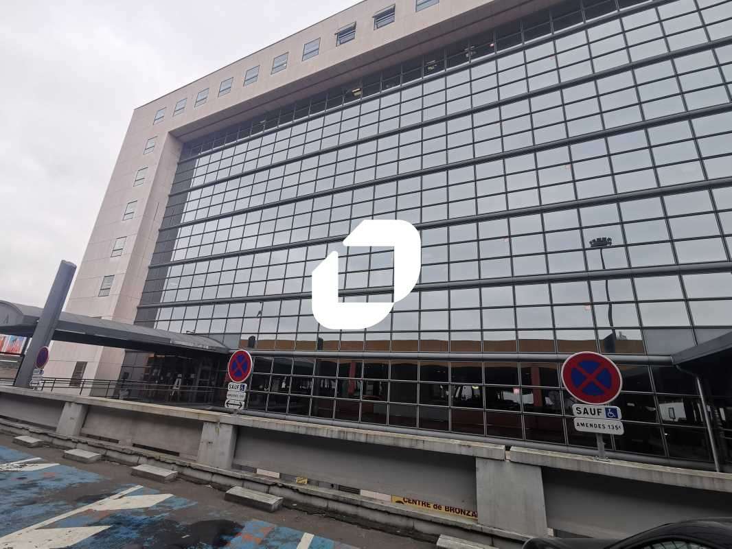 A louer Bureaux 673m² Creteil