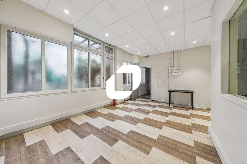 A louer Bureaux 128m² Paris