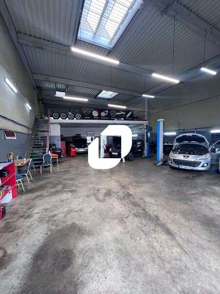 A louer Local commercial 611m² Meaux