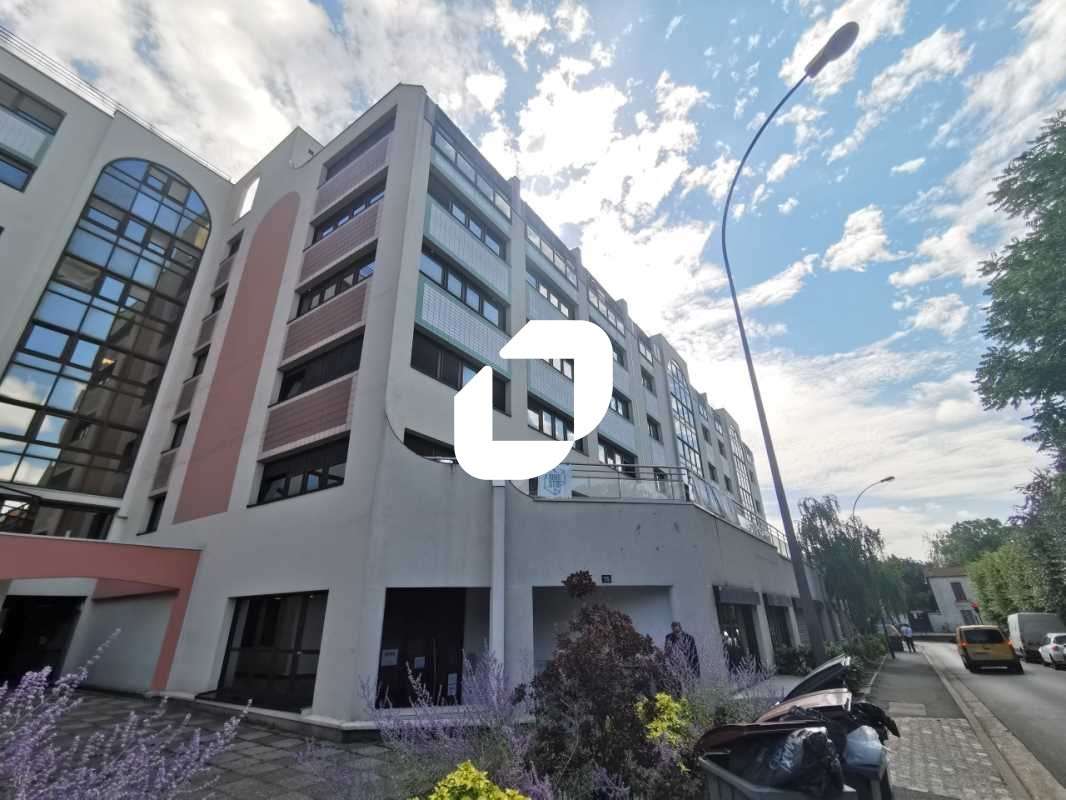 A louer Bureaux 1321m² Ivry sur seine