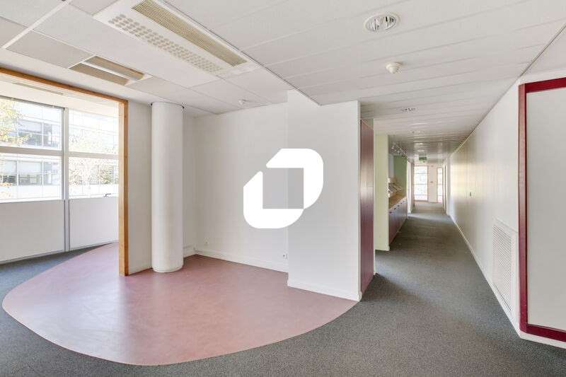 A louer Bureaux 977m² Pantin